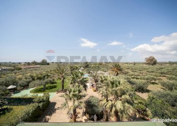 Edificio all\'aperto - Villa Castelvetrano - foto 43