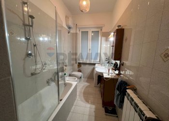 Bagno - Terreno non edificabile Via Val D'Aosta
 
96, Roma - foto 21