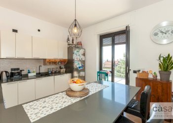 Foto 18 - Villa via prada
 
17, Comerio - foto 18