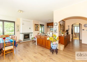 Foto 38 - Villa via prada
 
17, Comerio - foto 38