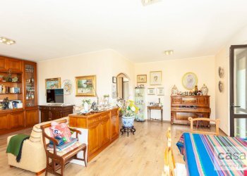 Foto 39 - Villa via prada
 
17, Comerio - foto 39