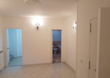 Foto 2 - Bilocale Via Ferdinando Palasciano
 
25, Napoli - foto 2