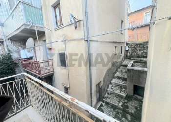 Balcone - Casa semi indipendente Via ospedale
 
49, Mirabello Sannitico - foto 5