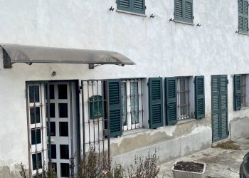 Foto 2 - Casa semi indipendente Piazza milite Ignoto
 
9, Montecastello - foto 2