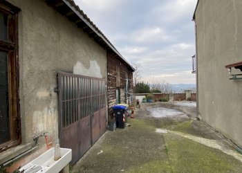 Foto 5 - Casa semi indipendente Piazza milite Ignoto
 
9, Montecastello - foto 5