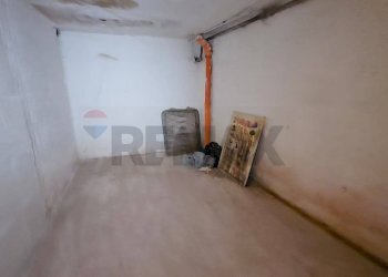 Parcheggio - Commercial Premises Napoli - photo 7