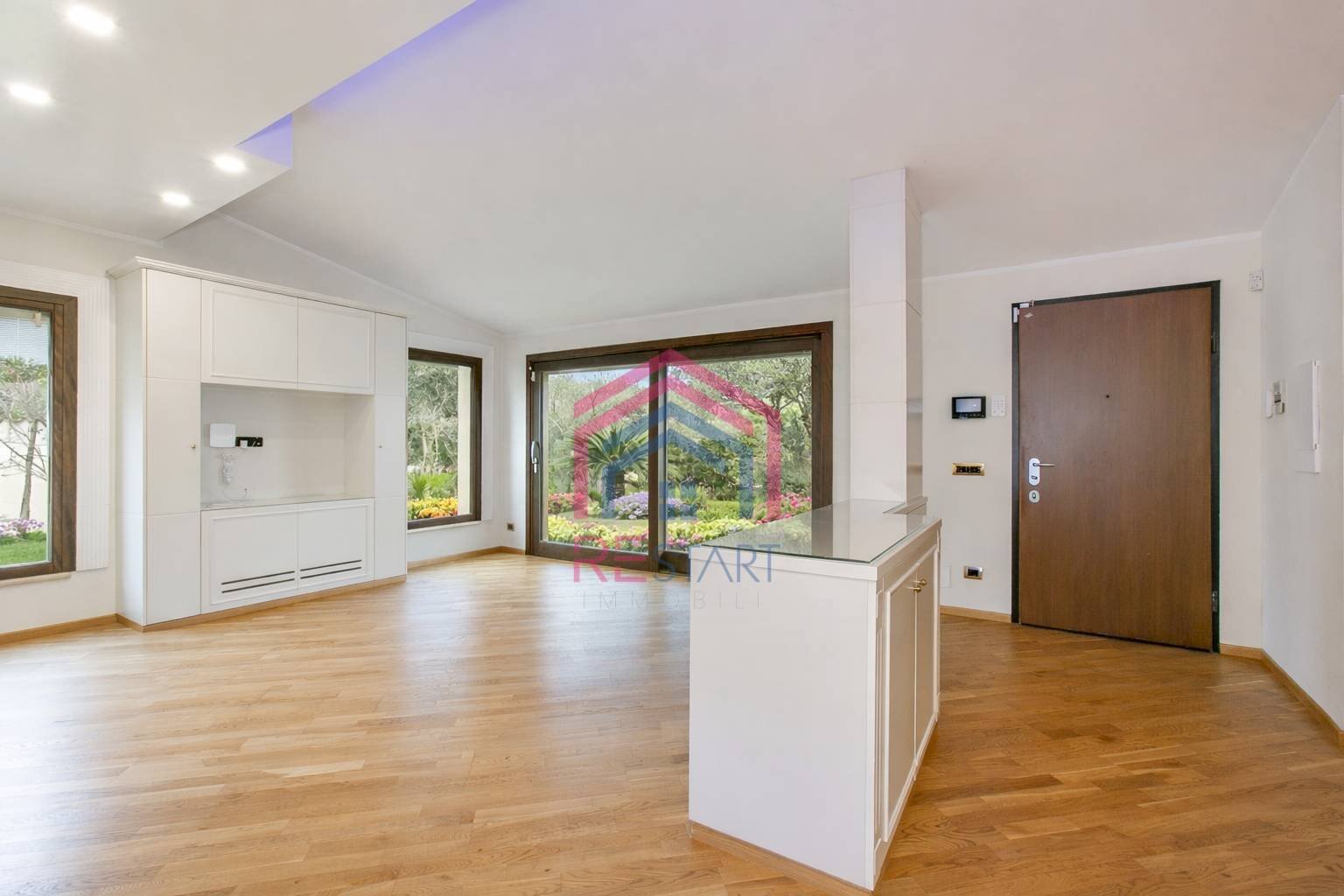 Foto 3 - Villa Viale Ascanio
 
36, Pomezia - photo 3