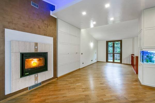 Foto 1 - Villa Viale Ascanio
 
36, Pomezia - photo 1