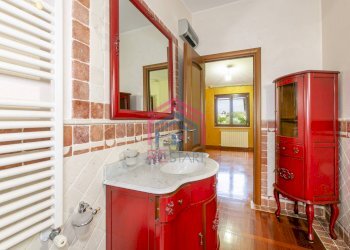 Foto 48 - Villa Viale Ascanio
 
36, Pomezia - photo 48