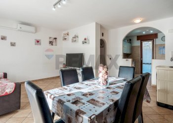 Sala da pranzo - Trilocale Via padile
 
11, Gardone Val Trompia - foto 6