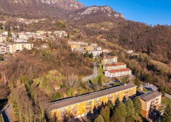 Vista delle montagne - Trilocale Via padile
 
11, Gardone Val Trompia - foto 30