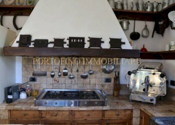 Cucina - Villa piazza Santa Margherita, 1A, Avegno - foto 49