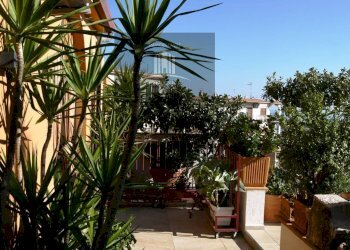 Foto 78 - Appartamento Traversa Via Gaetano Martino
 
2, Taormina - foto 78