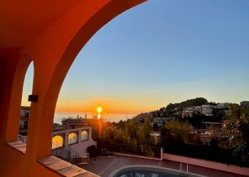 Foto 5 - Appartamento Traversa Via Gaetano Martino
 
2, Taormina - foto 5