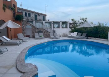 Foto 9 - Appartamento Traversa Via Gaetano Martino
 
2, Taormina - foto 9