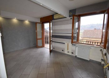 Cucina - Trilocale via 20 Settembre, 186, Montegrosso d'Asti - foto 1