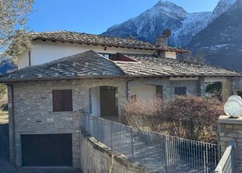 Facciata - Villa Località Bas Villair, 22/c, Quart - foto 1