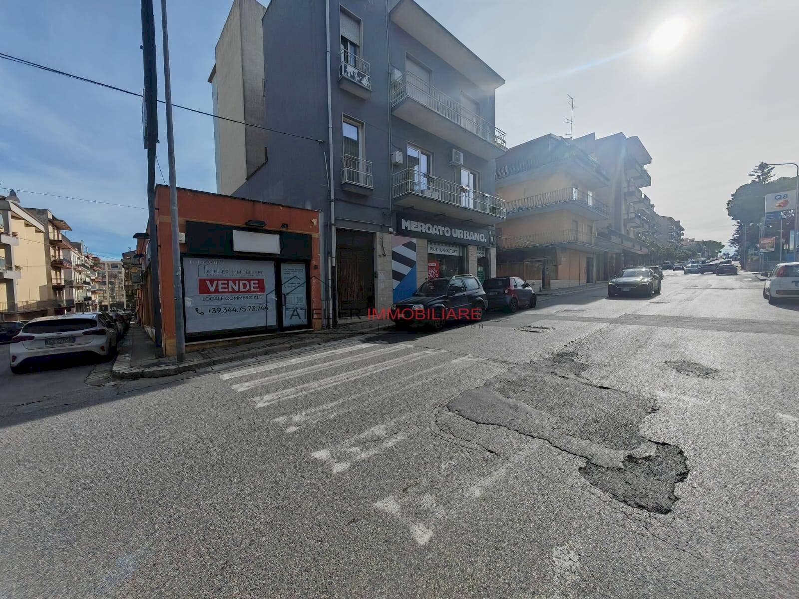 Foto 1 - Locale Commerciale Via Stesicoro
 
23, Ragusa - foto 1