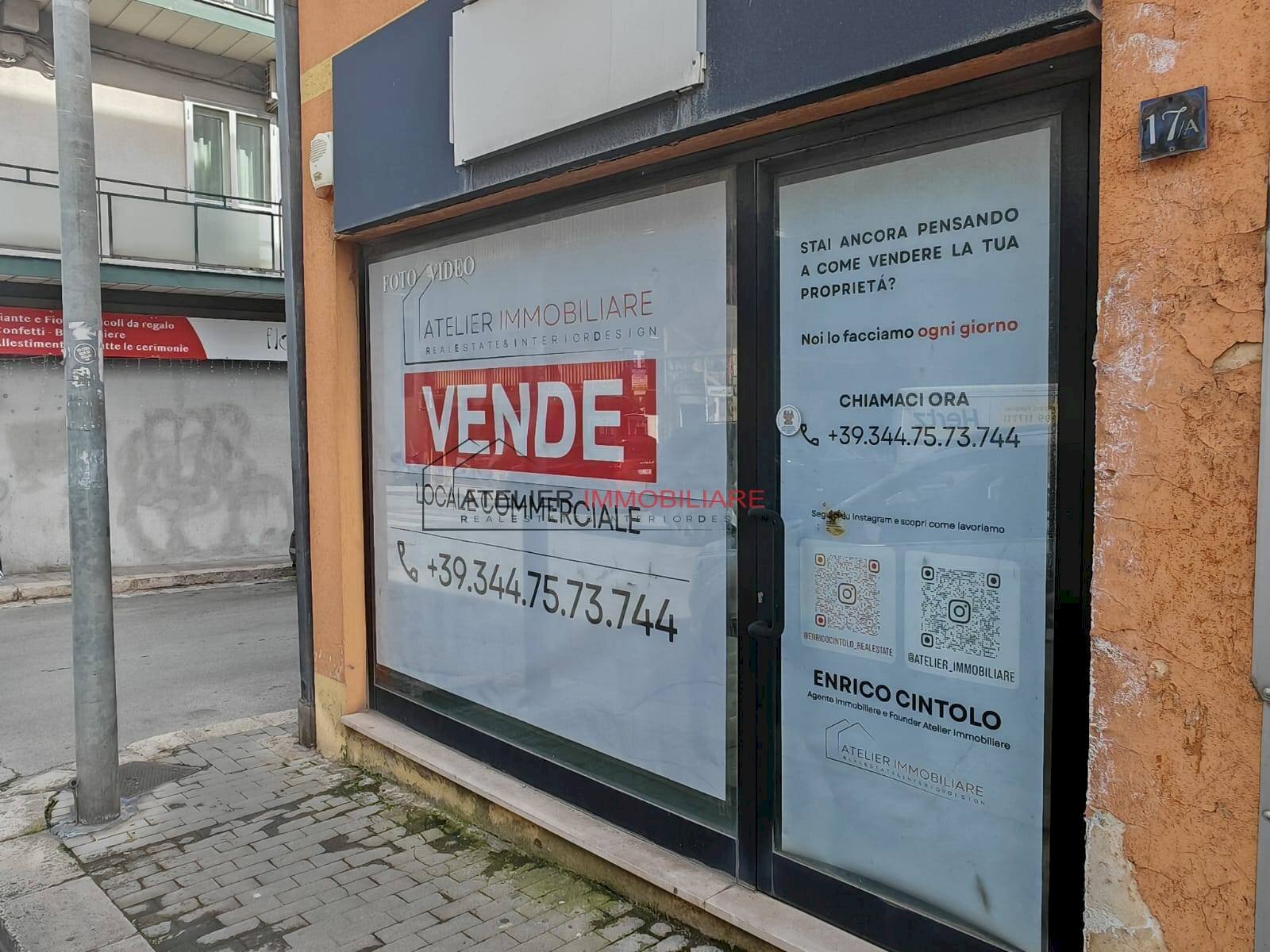 Foto 3 - Locale Commerciale Via Stesicoro
 
23, Ragusa - foto 3