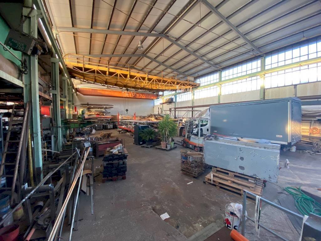 Interno non residenziale - Capannone via Poirino, 301, Carmagnola - foto 3