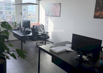 Foto 1 - Ufficio Via La Louvriere
 
1A, Foligno - foto 1