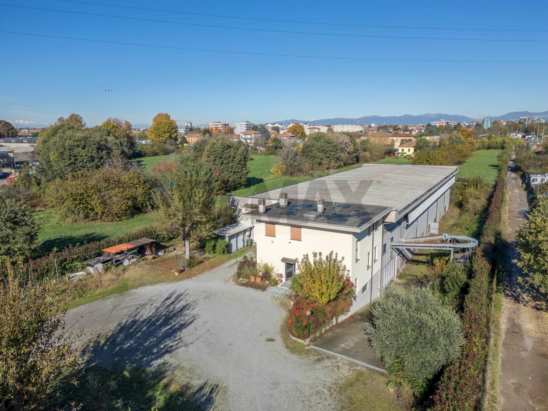 Casa all\'aperto - Capannone via vignola, Monza - foto 2