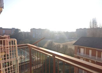 Balcone - Four-room apartment via Giuseppe Ungaretti, Asti - photo 4