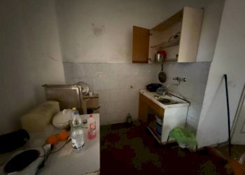 Lavanderia - Bilocale via Tronzano, 28, Torino (zona Rebaudengo) - foto 9
