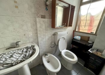 Bagno - Bilocale via Tronzano, 28, Torino (zona Rebaudengo) - foto 18