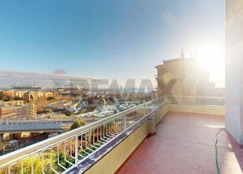 Balcone - Quadrilocale Via Gaspare Murtola
 
33b, Genova - foto 17