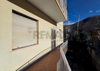 Balcone - Quadrilocale Via Mogge
 
10B, Genova - foto 6