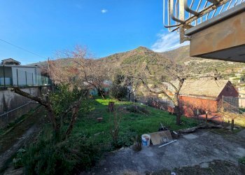 Vista delle montagne - Quadrilocale Via Mogge
 
10B, Genova - foto 7