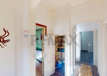 Hall / corridoio - Quadrilocale Via Mogge
 
10B, Genova - foto 15