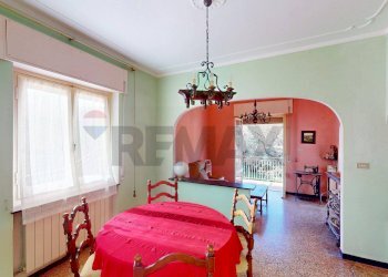 Sala da pranzo - Quadrilocale Via Mogge
 
10B, Genova - foto 17