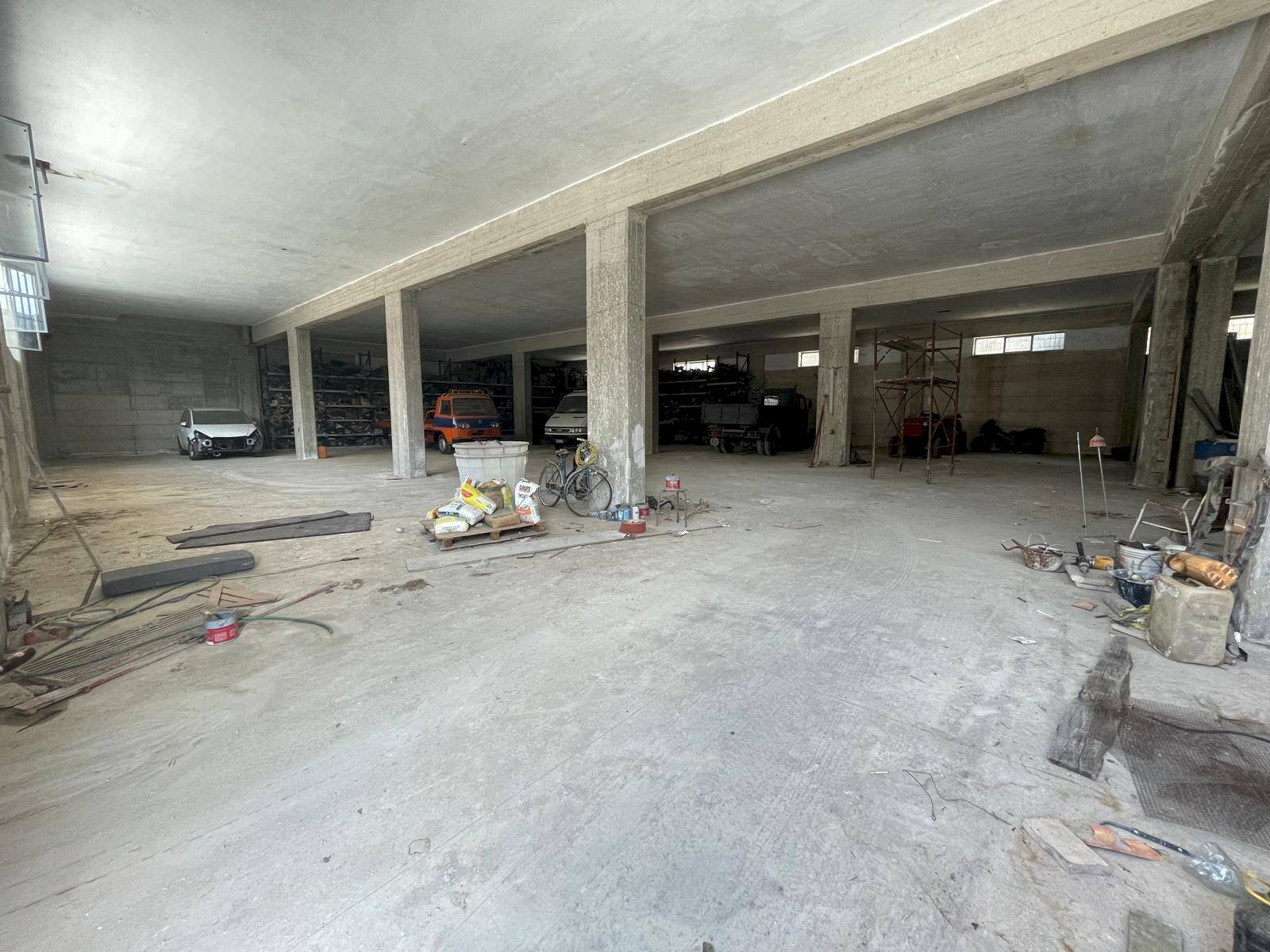 Foto 3 - Warehouse Via Vicinale Discesa Galitta, Maddaloni - photo 3