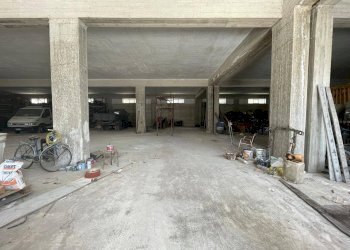 Foto 2 - Magazzino Via Vicinale Discesa Galitta, Maddaloni - foto 2