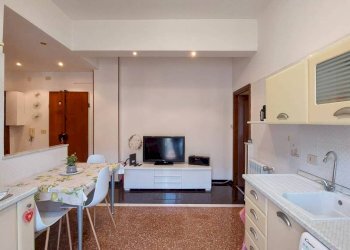 Cucina - Bilocale via delle Gavette, Genova (zona Staglieno) - foto 4