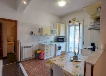 Cucina - Bilocale via delle Gavette, Genova (zona Staglieno) - foto 5