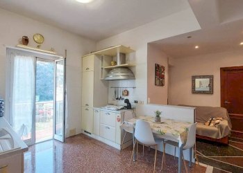 Cucina - Bilocale via delle Gavette, Genova (zona Staglieno) - foto 6