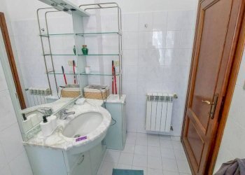 Bagno - Bilocale via delle Gavette, Genova (zona Staglieno) - foto 17