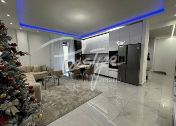 Salone - Four-room apartment piazza Caduti per la Libertà, La Spezia - photo 3