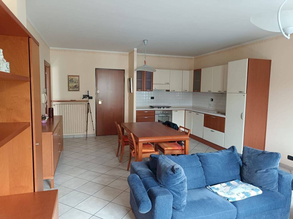 Salone - Two-room apartment via Barge, 9, Paesana - photo 2