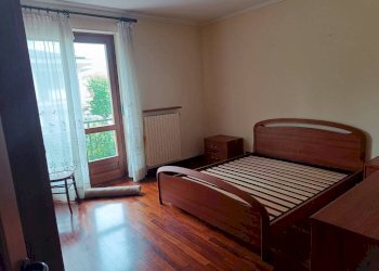 Camera da letto - Bilocale via Barge, 9, Paesana - foto 8