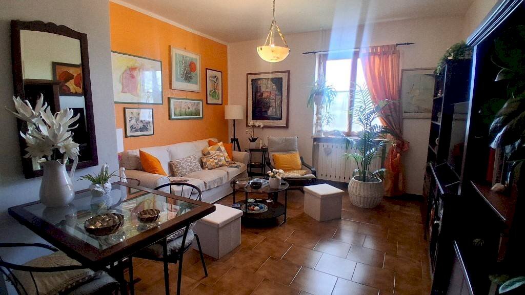 Salone - Four-room apartment via Fossano, 4, Bene Vagienna - photo 1