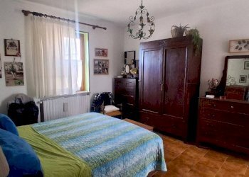 Camera da letto - Quadrilocale via Fossano, 4, Bene Vagienna - foto 8