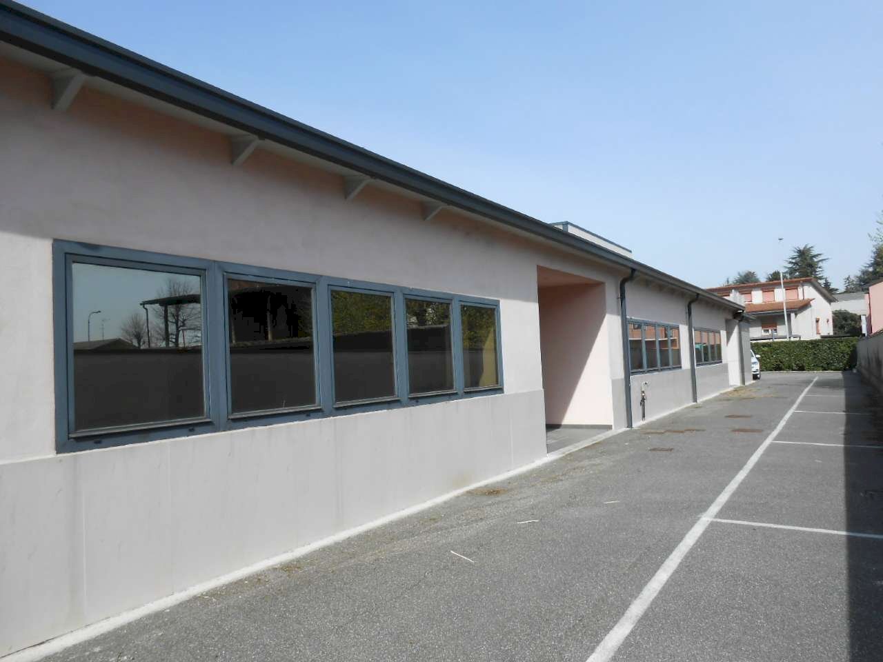 DSCN0175 - Commercial Premises strada provinciale Strada Provinciale 415 Paullese, 19, Madignano - photo 1