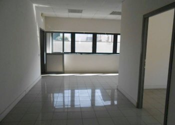 DSCN0169 - Locale Commerciale strada provinciale Strada Provinciale 415 Paullese, 19, Madignano - foto 4