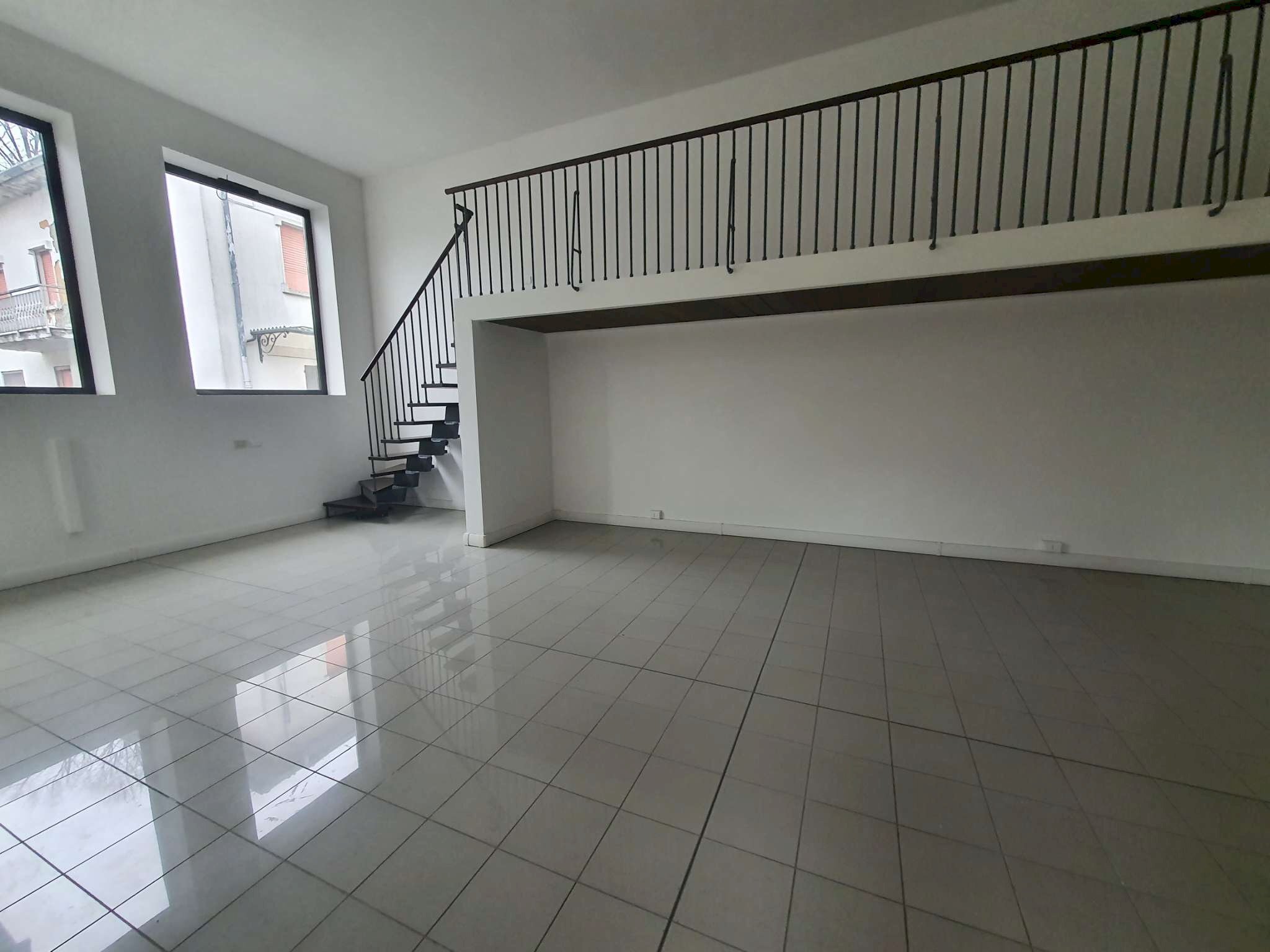 20251205_112652 - Locale Commerciale strada provinciale Strada Provinciale 415 Paullese, 19, Madignano - foto 2