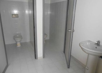 DSCN0127 - Locale Commerciale strada provinciale Strada Provinciale 415 Paullese, 19, Madignano - foto 17