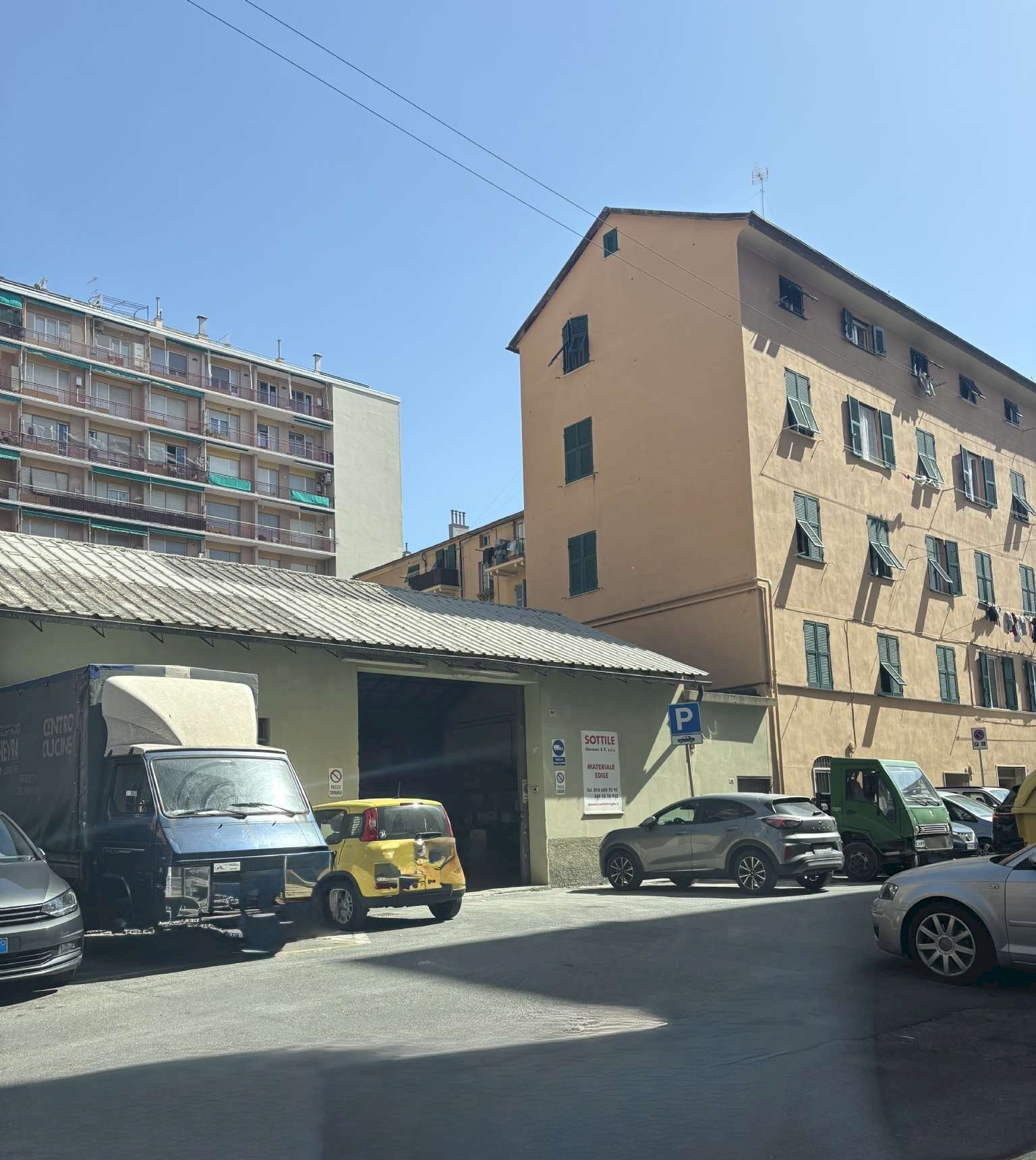 IMG_7358 - Box via Gino capponi, 51 R, Genova (zona Sestri Ponente) - foto 2